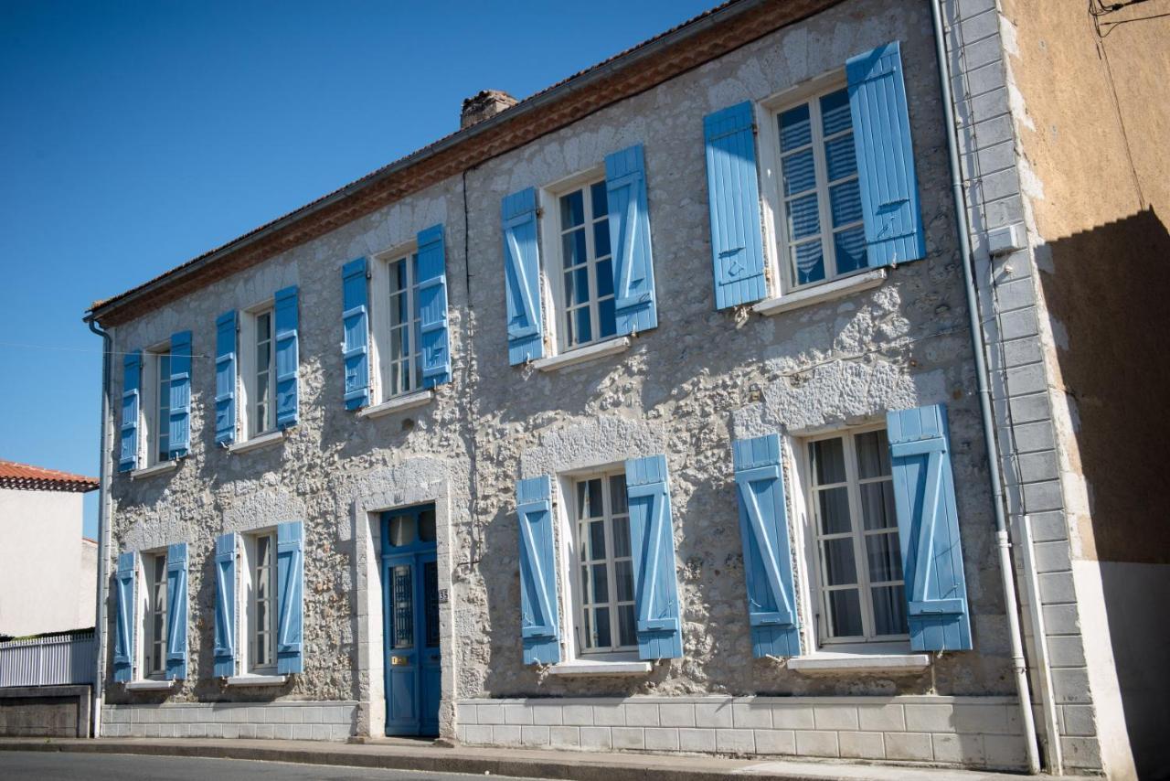 Valence-sur-Baïse Le Petit Cochon Bed & Breakfast エクステリア 写真