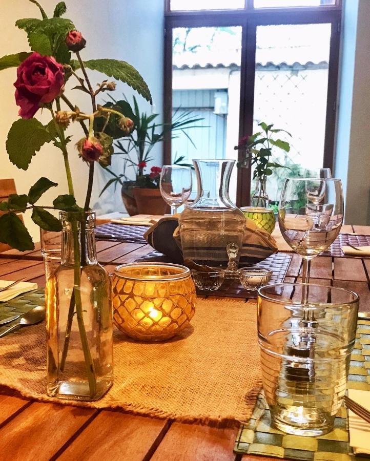 Valence-sur-Baïse Le Petit Cochon Bed & Breakfast エクステリア 写真